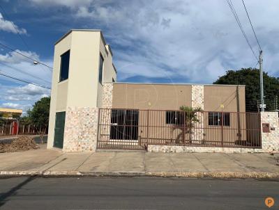 Sala Comercial para Venda, em Caldas Novas, bairro Nova Vila, 4 banheiros